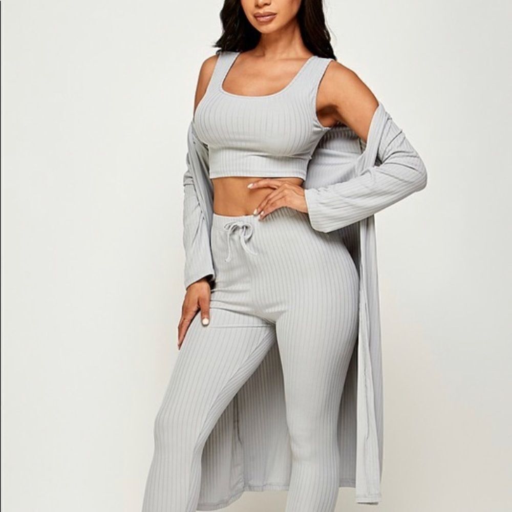 Three Piece Set Cropped Top Pants and Cardigan‎